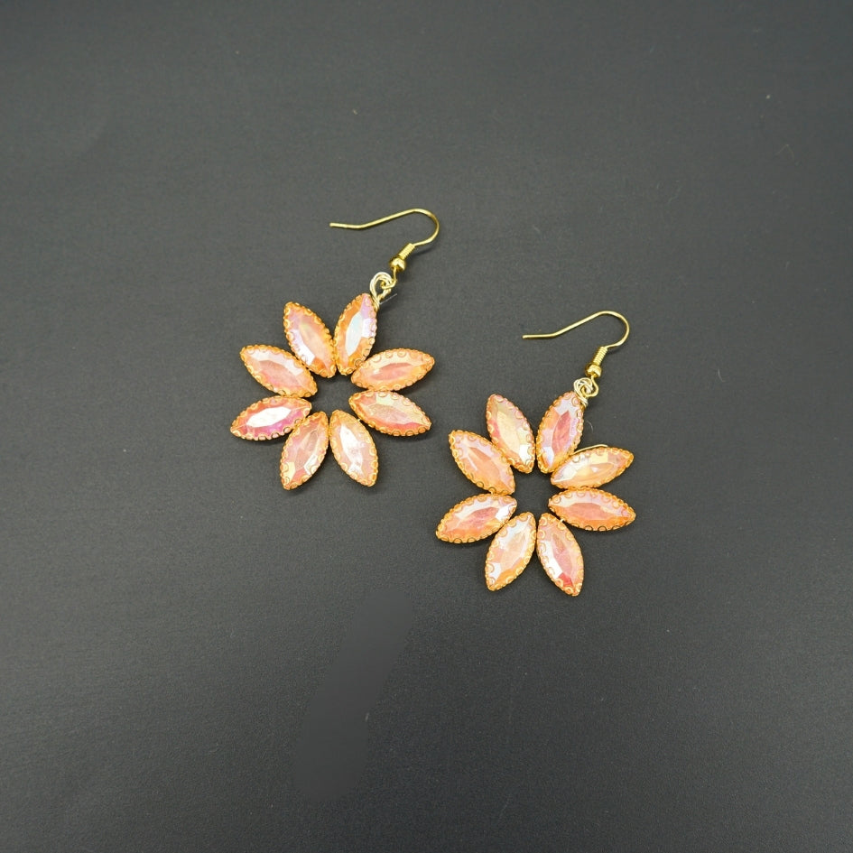 Boucles d’oreilles cristaux en forme de fleur rose