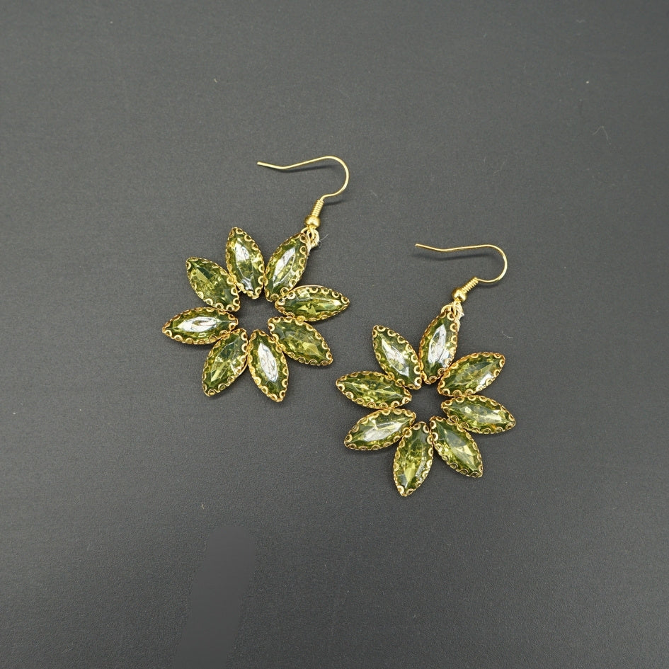 Boucles d’oreilles pendantes élégantes vert