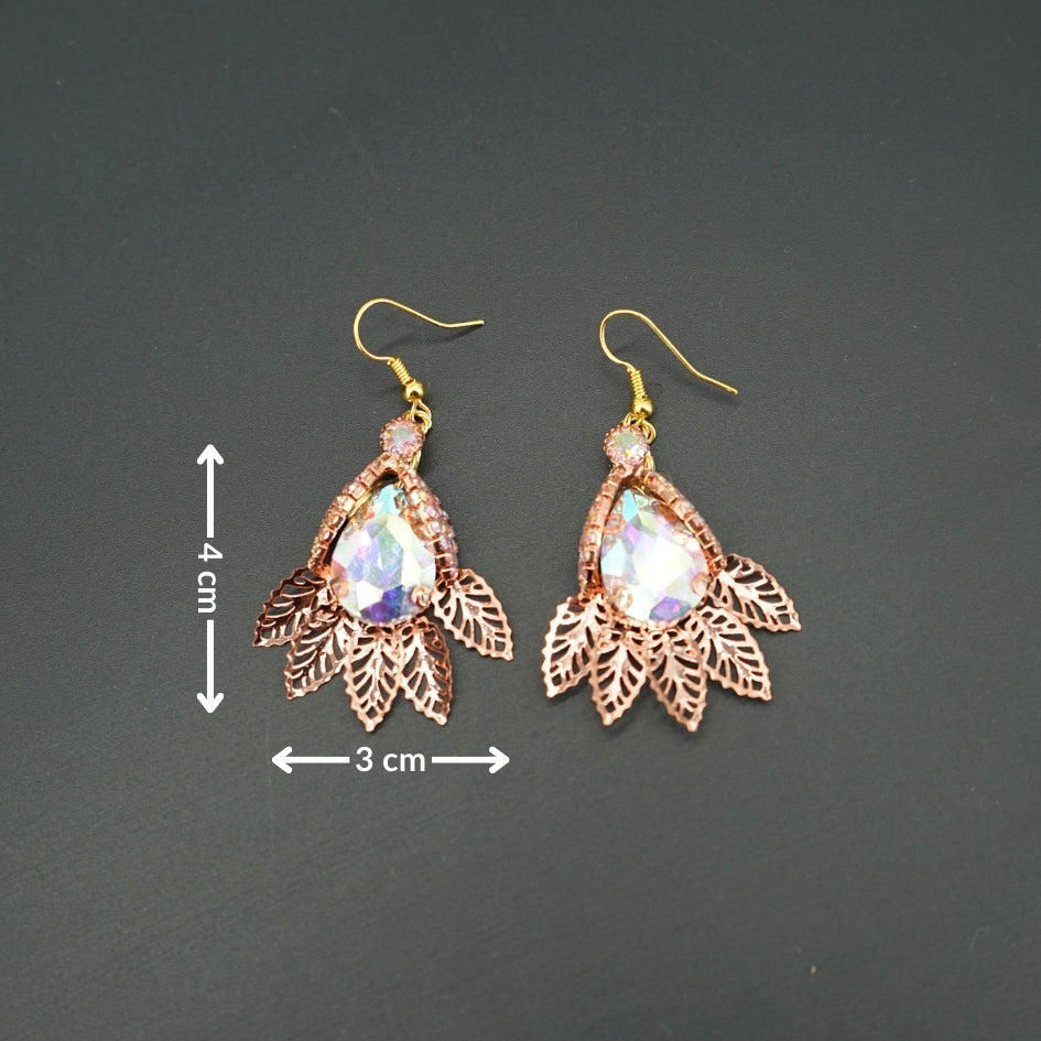 Boucles d’oreilles pendantes en cristal irisé et feuilles