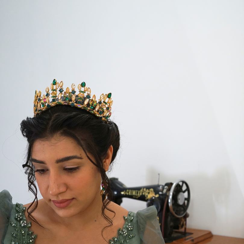 Couronne victorienne, diadème en or vert émeraude, couronne de royauté, couronne de cosplay anna, couronne d'émeraude de concours de mariée, couronne de diadème vert