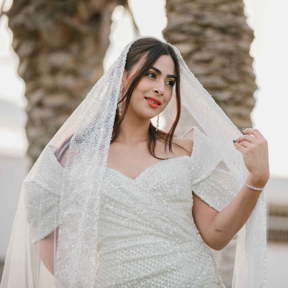 Voile de Mariage en Tulle avec Perles et Broderie Élégante